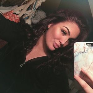 Meet your Posher, Emma